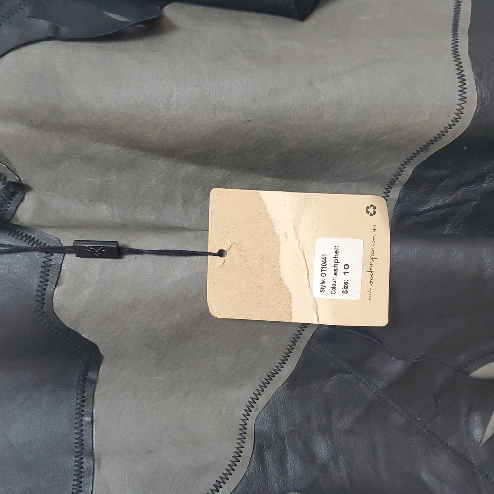 One Teaspoon Leather Top - Picture 8 of 17